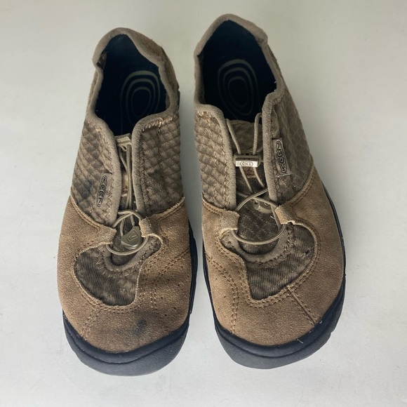 KEEN Mercer 6.5 Brown Suede Sneaker Casual Comfort Minimalist Barefoot Hole flaw - Picture 2 of 8